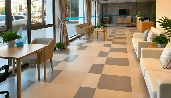 阿娇一个人独居北京3居室，自称比香港要便宜